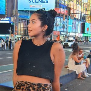 Meet your Posher, Catalina